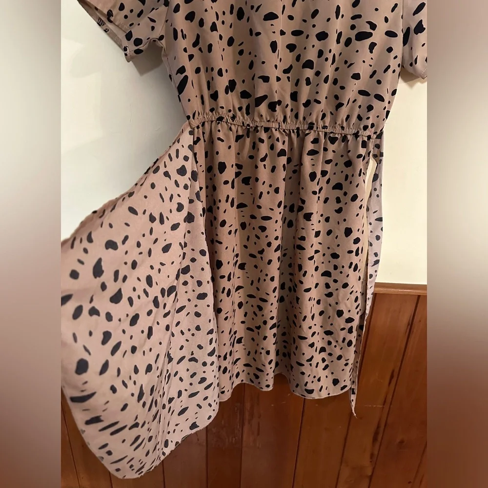 SHEIN size MEDIUM (6), dark tan with black spots, short sleeved, faux wrap dress